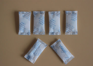 China Odorless Desiccant Silica Gel For Pharmaceutical Good Thermal Stability supplier